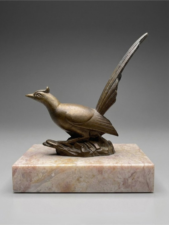 Image 1 of Pair of Art Deco bookends with birds – patinated spelter and pink marble – vintage – 1930s