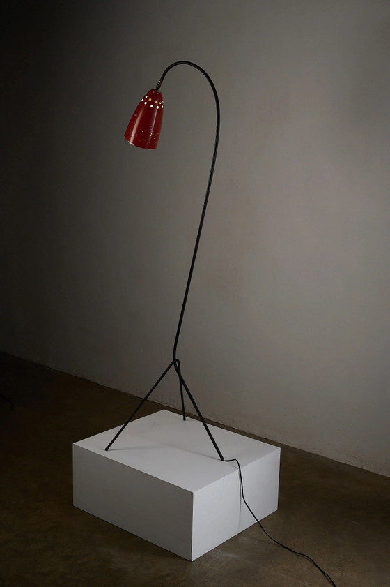 Lampadaire 'Grasshopper', Pays-Bas, années 1950, Aluminium, Fer, Rouge, Mid Century Modern (photo 5 sur 12)