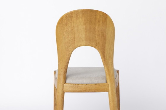 Niels Koefoed Danish Teak Dining Chair, 1970s Mid-Century Modern, Light Grey Upholstery, 2 Available, Wood (photo 8 of 12)