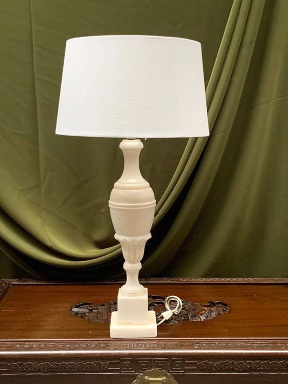 Table lamp. White marble. (photo 7 of 7)