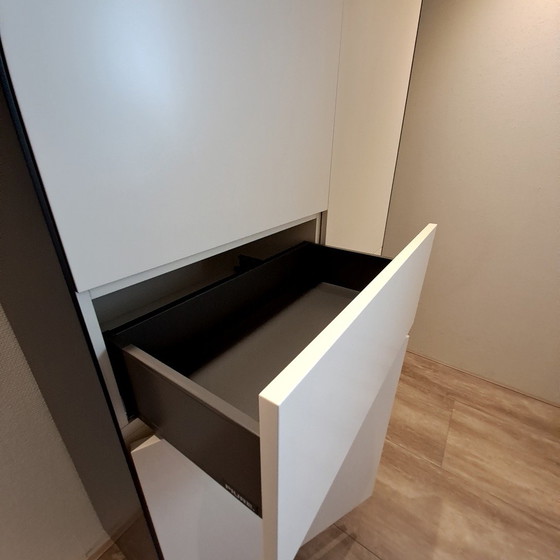 Image 1 of Piure Nex side wandkast