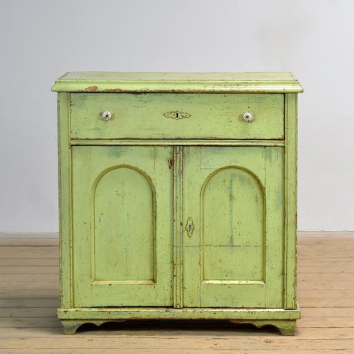 Cómoda de pino, década de 1910