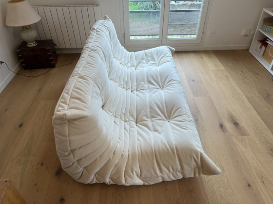 Image 1 of Canapé TOGO Ligne Roset 3 places ALCANTARA Eggshell - NEUF avec Facture