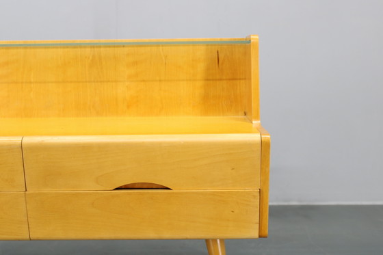 Image 1 of Cassettiera con ripiano in vetro, anni '60, Cecoslovacchia