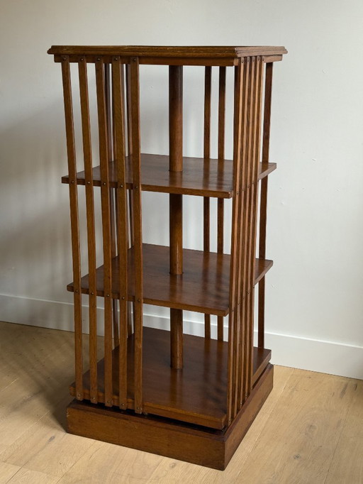 Grande mulino per libri in rovere