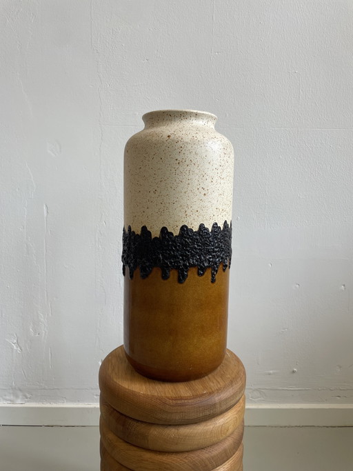 Bay Keramik | 70s vase