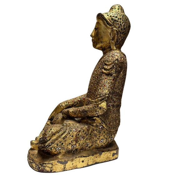 Estatua de Buda Mandalay Dorada de Myanmar – Bhumisparsha Mudra – Símbolo de Enraizamiento e Iluminación (photo 8 of 10)