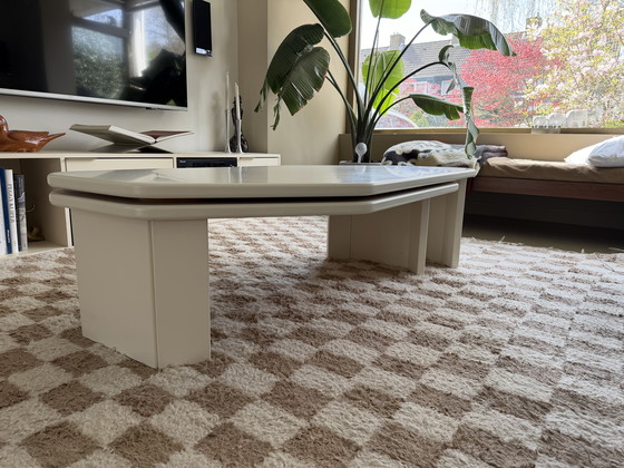 Image 1 of Vintage extendable coffee table