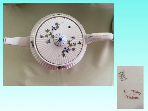 Image 1 of European Heritage Teapot Collection - 5 Pieces - Limoges, Royal Doulton, Richard Ginori