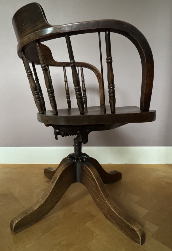 Image 1 of Antiek Oud Engelse bureaustoel, Heywood-Wakefield co.