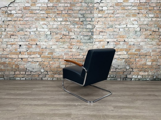 Image 1 of Thonet S411