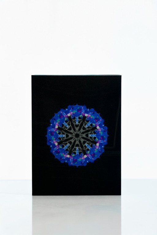 Zeitgenössische Straßenkunst – Totenkopf-Mandala – Mixed-Media-Kunstwerk