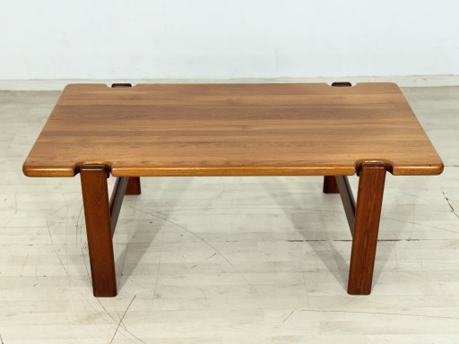 Table d'appoint danoise design milieu du siècle / Table basse en teck / Table d'appoint années 1960 / Table (photo 2 of 15)