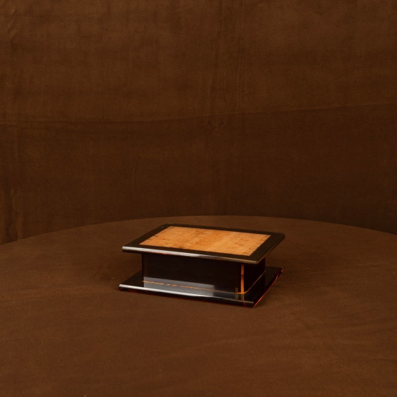 Portagioie italiano in Lucite fumé e sughero naturale, 1970 – Oggetti decorativi, Cork, Italian Design (photo 5 of 17)