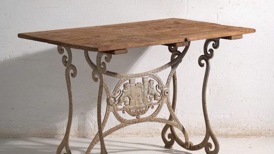 Antieke tuintafel van gietijzer – Centraal-Europa, circa 1900 – Cast Iron, Art Nouveau (photo 3 of 40)