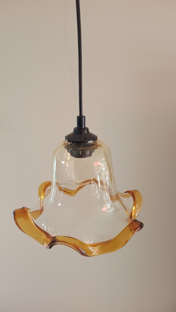 Image 1 of Due lampade a sospensione in vetro di Murano di design italiano vintage, anni '70