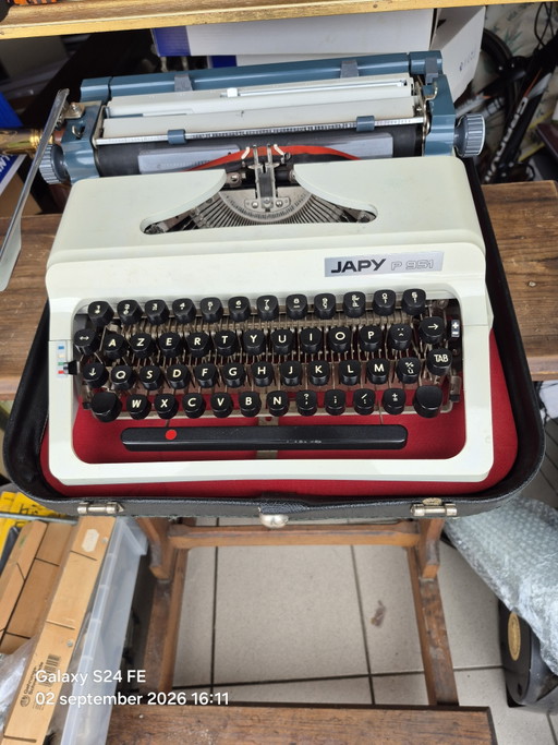 Machine Type Japy – decoratieve objecten, Metal, Plastic