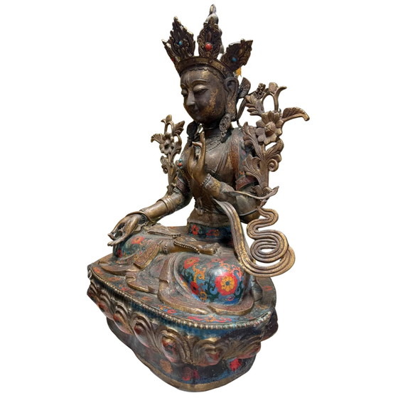 Tara Bianca Sitatara Monumentale – Tarda Dinastia Qing – 80 cm – 26,2 kg Bronzo Dorato & Cloisonné (photo 10 of 10)
