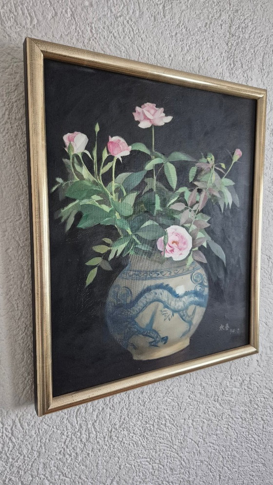 Image 1 of Original oil painting by Yin Yong Chun (1994) – Roses in a dragon vase