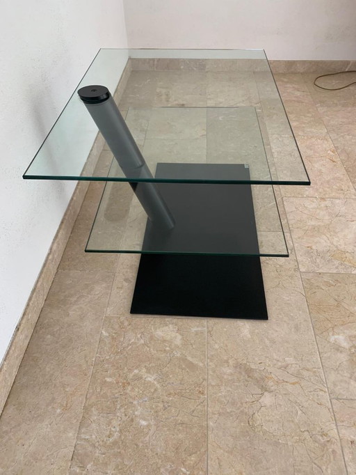 Design table Lourens Fisher - undamaged