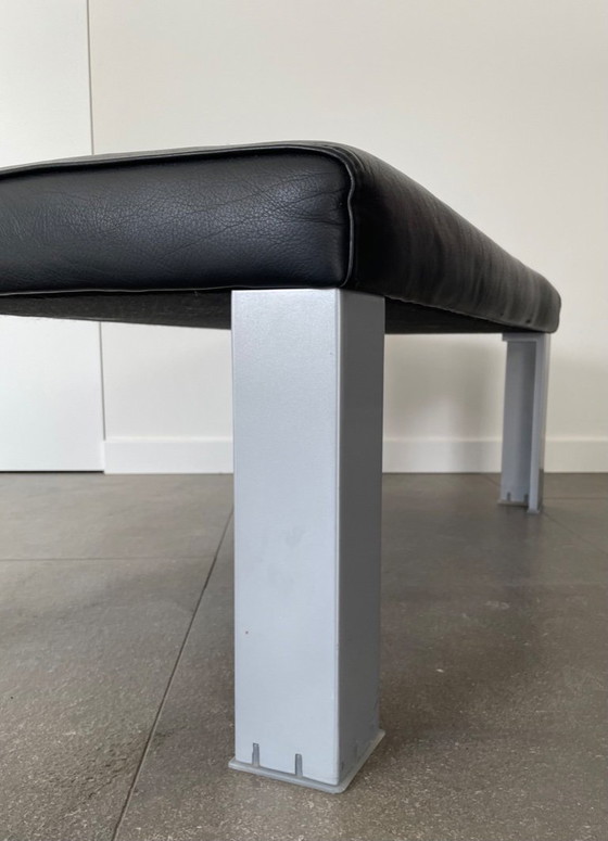 Image 1 of Leolux Patachou Pouf - Schwarzes Leder.