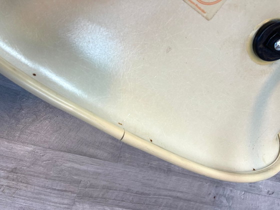 Image 1 of Hermann Miller Eames Sillón de fibra de vidrio Hopsak DAX Fehlbaum