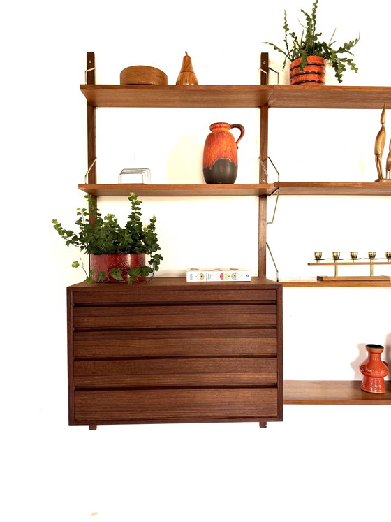Vintage modulair teakhouten wandsysteem, Poul Cadovius ‘60 – Wandkast, Wood, Brass (photo 3 of 15)