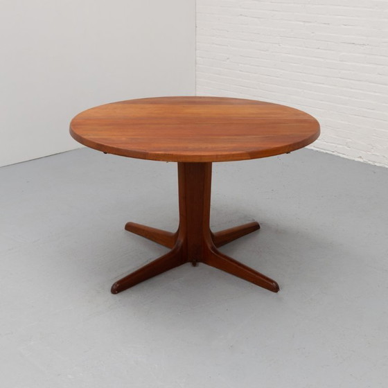 Image 1 of Mesa de comedor extensible danesa de los años 60