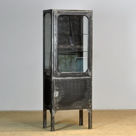 Image 1 of Armadietto dei medicinali vintage, anni '70