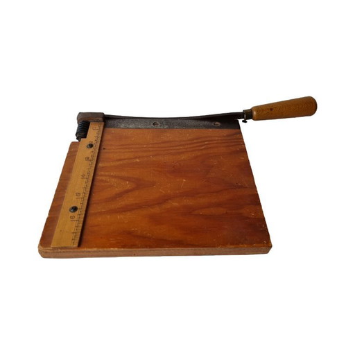 English paper cutter Johnson of Hendon, mid-20th century