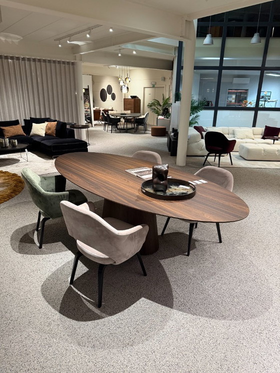 Image 1 of Table ovale Ufo - Emmemobili