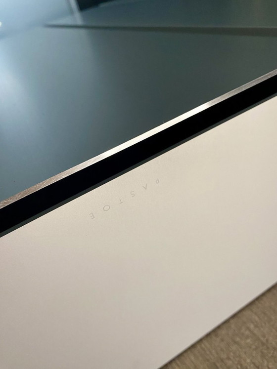 Image 1 of Ligne A Pastoe horizontale par Shigeru Uchida