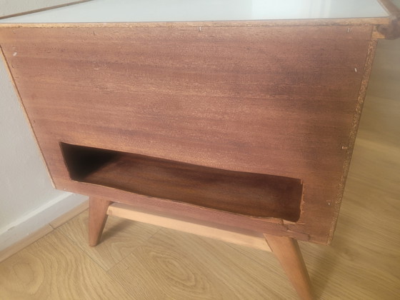 Image 1 of Table de chevet Webe Louis v Teeffelen design