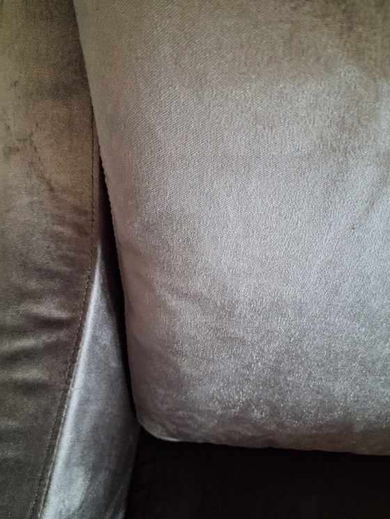 Image 1 of Via Poltrona