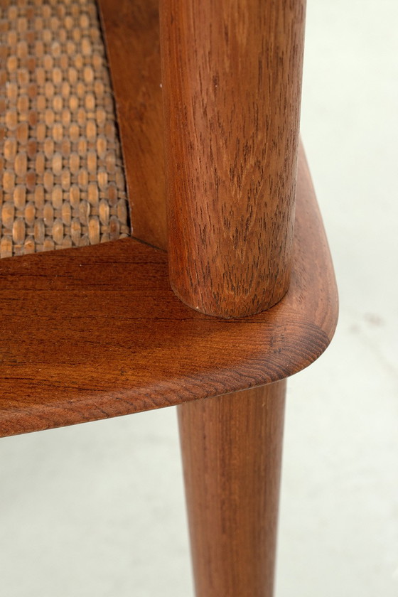 Image 1 of Table d'appoint Peter Hvidt