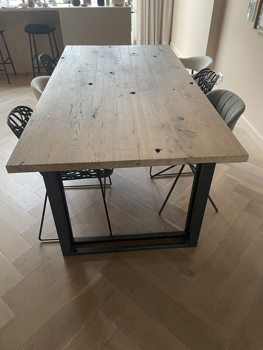 Tafel eikenhouten wagonplanken avec stalen poten