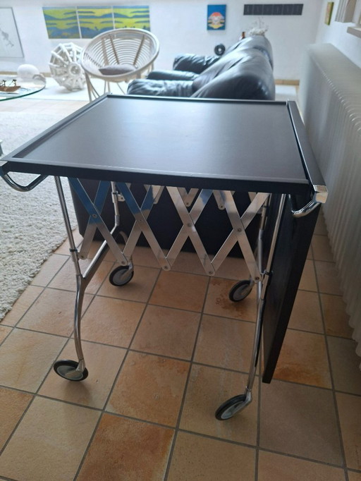 Carrito de servicio con ruedas de Kartell Battista