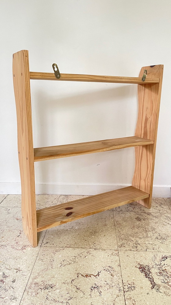 Image 1 of Scaffale vintage in legno grezzo a 3 ripiani