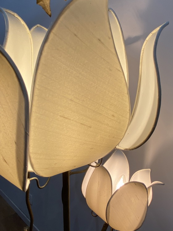 Lampadaire Fleurs De Lotus – Metal (photo 8 of 13)