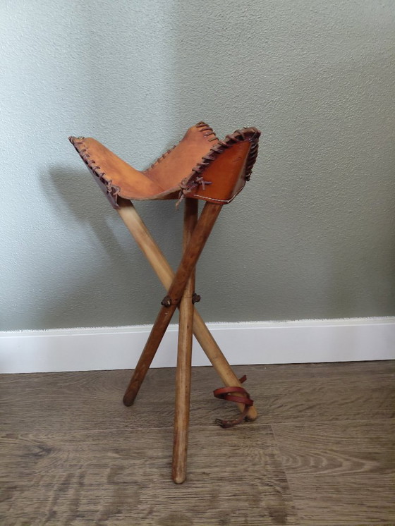 Image 1 of Vintage hunting chair
