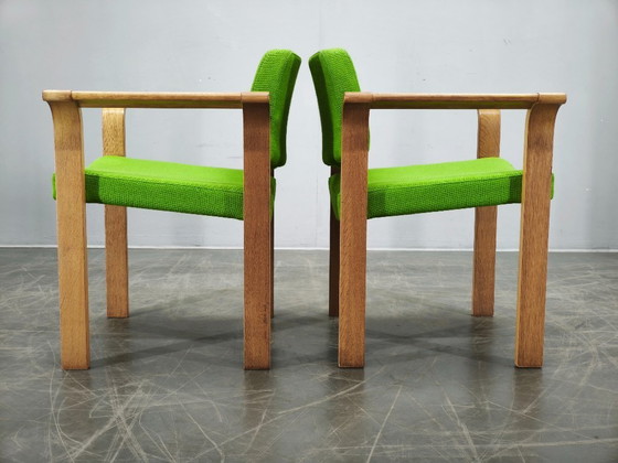 Image 1 of Ensemble de 4 fauteuils danois en chêne, par Magnus Olesen, années 1960