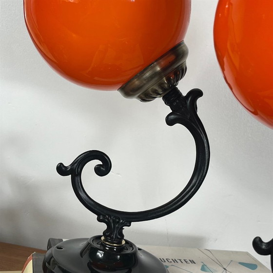 Coppia di Applique a Globo in Opalina Arancione con Rosone in Porcellana – Glass (photo 2 of 9)