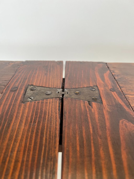 Image 1 of Table pliante extensible, XIXe siècle