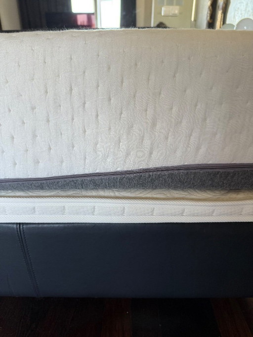 Lit Pullman à sommier tapissier avec matelas et surmatelas