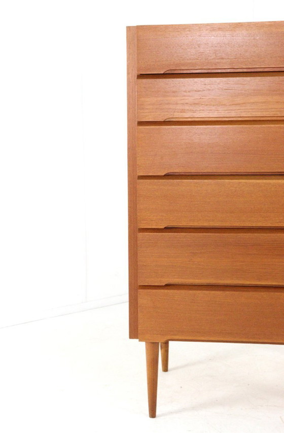Image 1 of Grote hoge XL Deense ladekast vintage