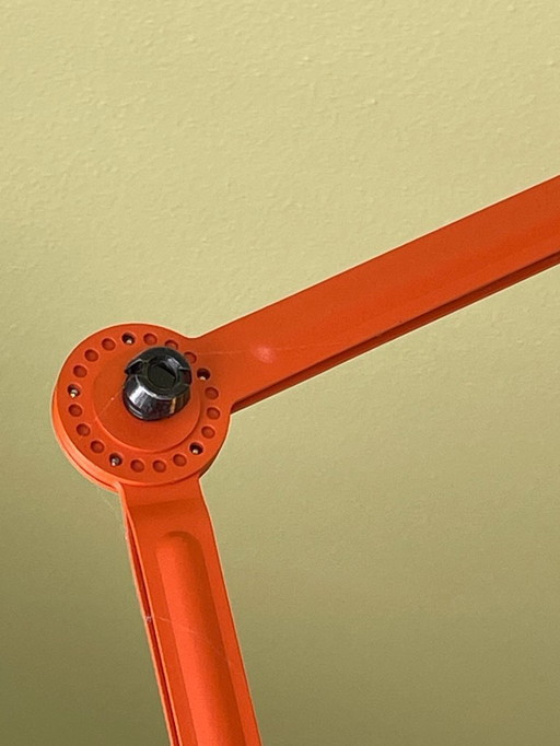 Tonone Bolt 2-arm ceiling lamp striking orange