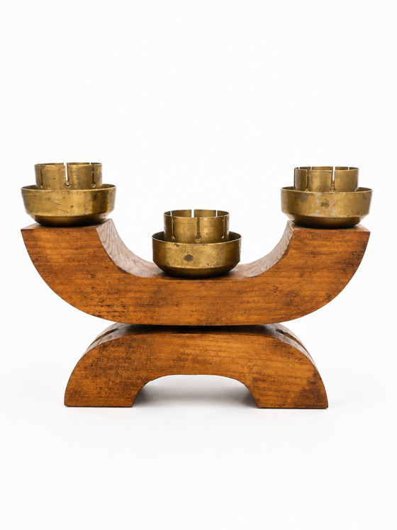 Image 1 of Vintage Art Deco houten kaarsenhouder, sculpturale messing kandelaar uit het midden van de 20e eeuw