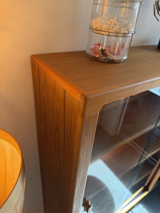 Vetrina vintage XL danese in teak, CFC Silkeborg '80 – Vetrine, Glass, Wood (photo 15 of 15)