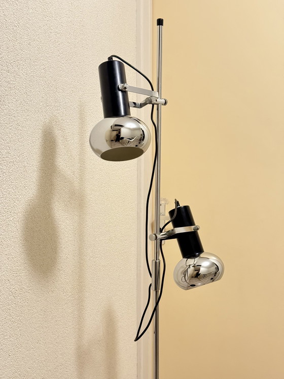 Image 1 of Herda Chromen Vloerlamp met Verstelbare Spots - jaren 1970 Dutch Design