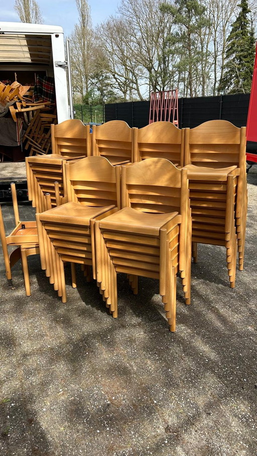 Lotto di 50 sedie impilabili vintage in compensato anni '80